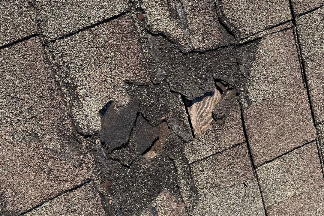 Should My Roof Be Repaired Or Replaced?