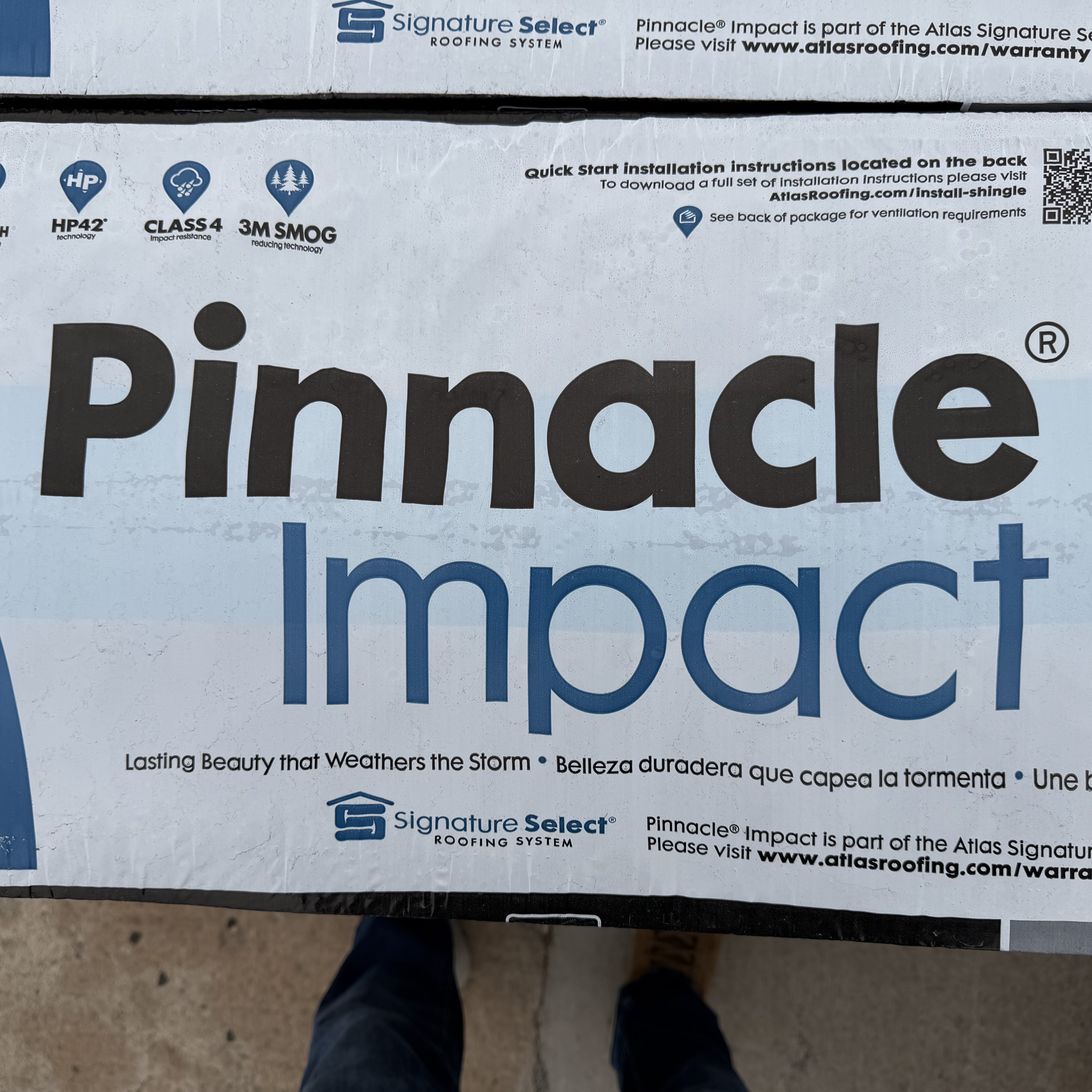 Atlas Pinnacle Impact bundle close up — Class 4, HP42, Signature Select badges clearly visible